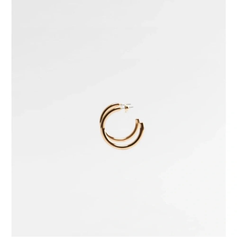 NWT Zara Gold Tone Hoop Earrings